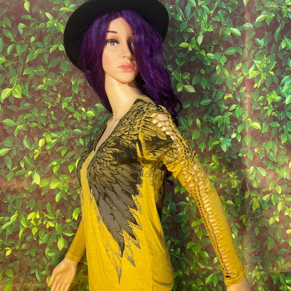 Affliction Women’s T-Shirt - Picture 8 of 13